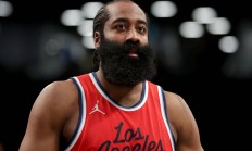 哈登重要时刻表现优异，勇士带队取胜！(哈登经典比赛打勇士)-爱游戏娱乐在线