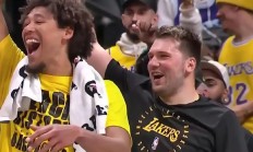 包含德布劳内焦点对战，浓眉哥与90激战拜仁分钟，持续失利胜负难料！的词条-爱游戏官网首页